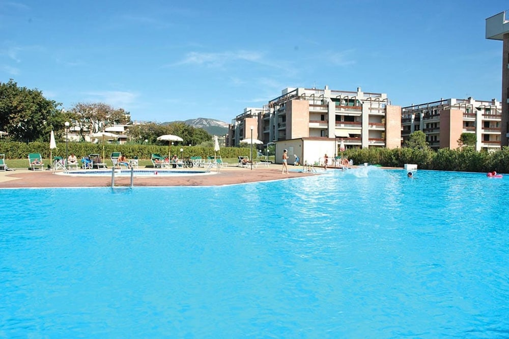 5 bed Places With Swimming Pool in the Area Coop-rif Stella Marina