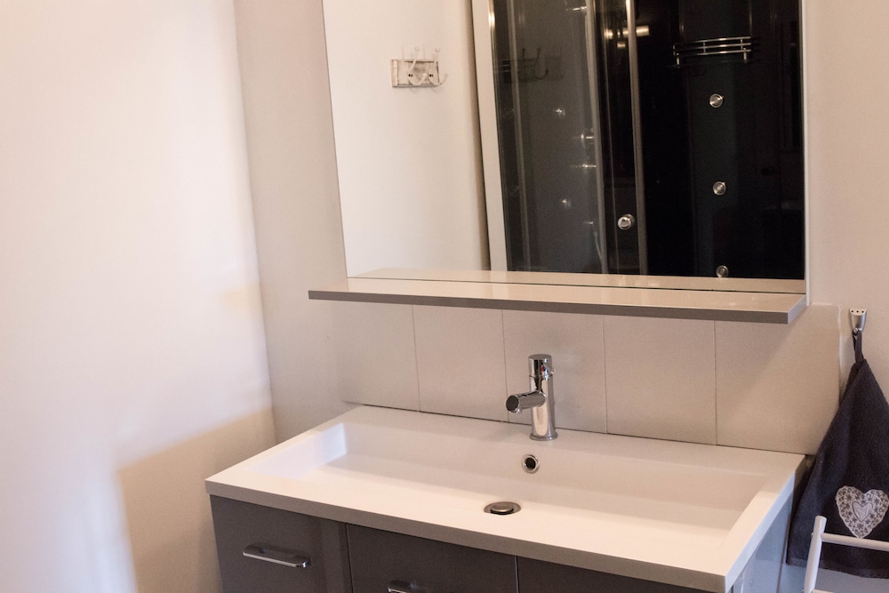 Superior Apartment, 2 Bedrooms, Ground Floor photo 2