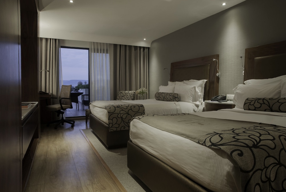 Superior Room, 2 Double Beds