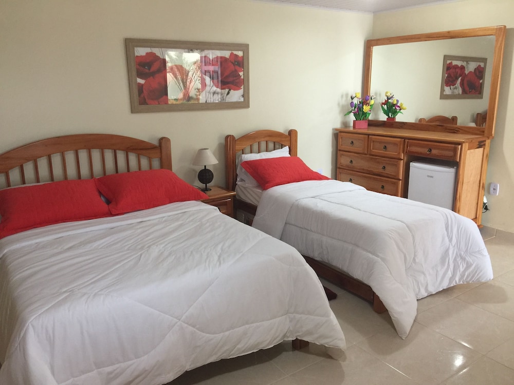 Family Quadruple Room, Multiple Beds, Pool View