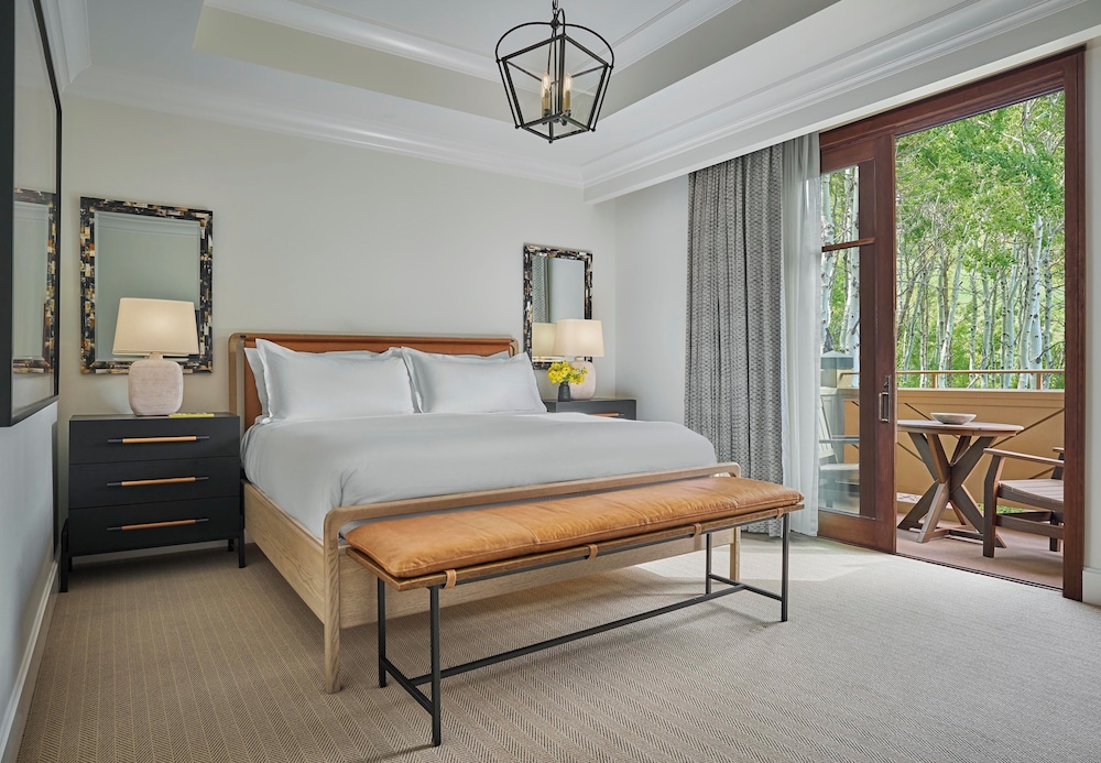 Room, Multiple Beds (Peak View) - Photo 2