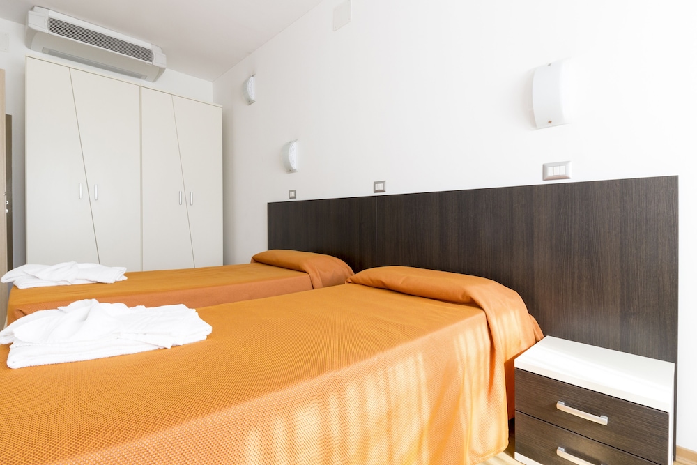 Standard Apartment - Photo 6