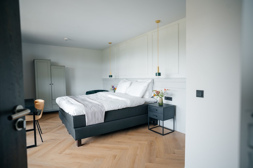 Junior Double Room