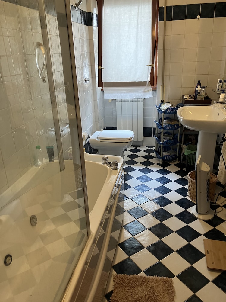 Exclusive Quadruple Room photo 2