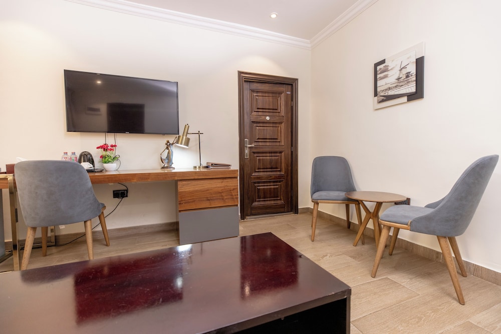 Executive Suite