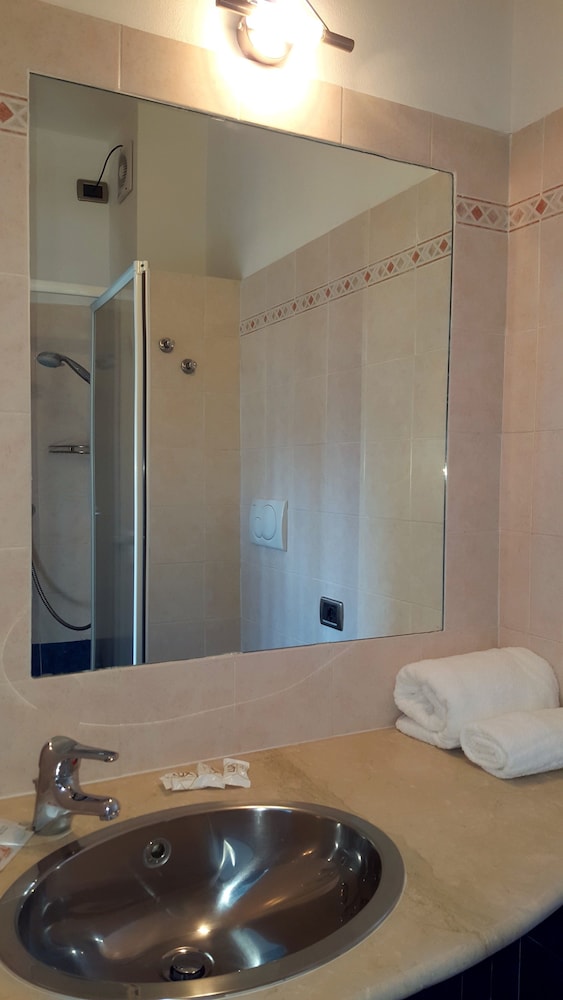 Double Or Twin Room photo 2