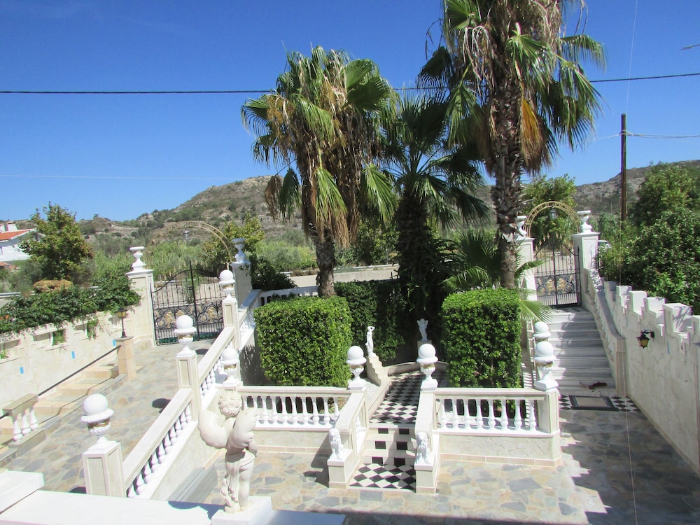 Superior Studio Suite, Sea View photo 3