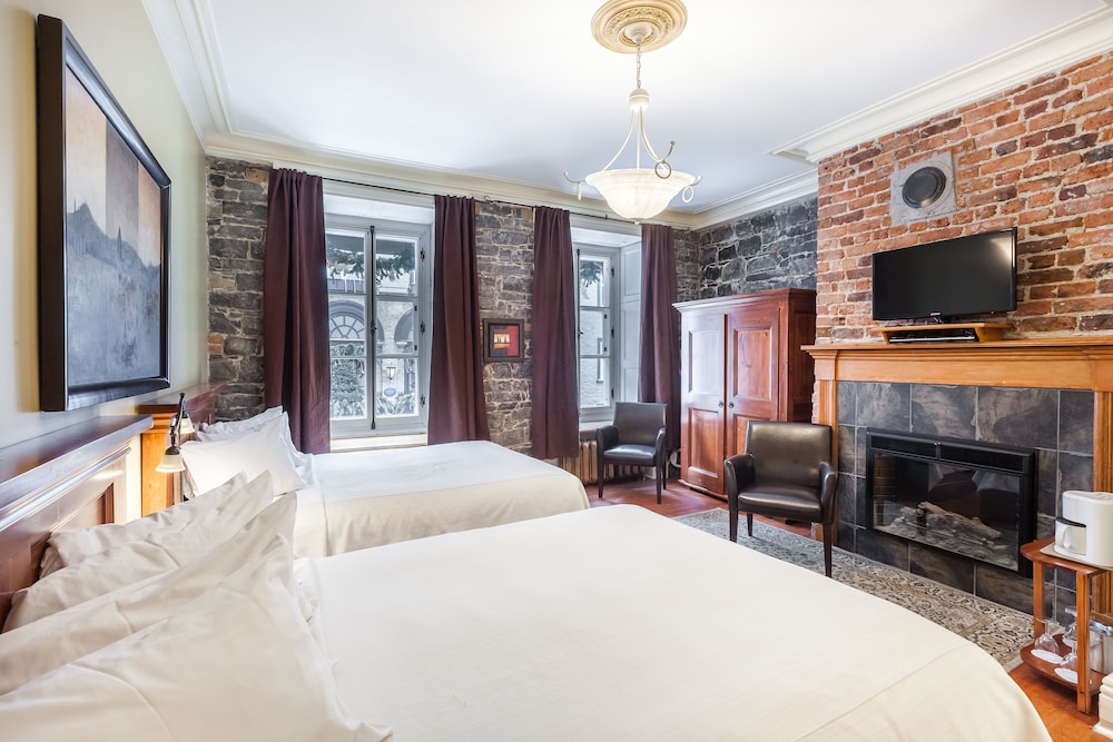 Superior Room, 2 Queen Beds - Photo 3