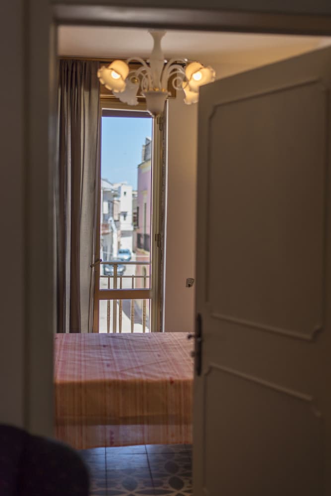 Double Or Twin Room (Private External Bathroom) photo 2