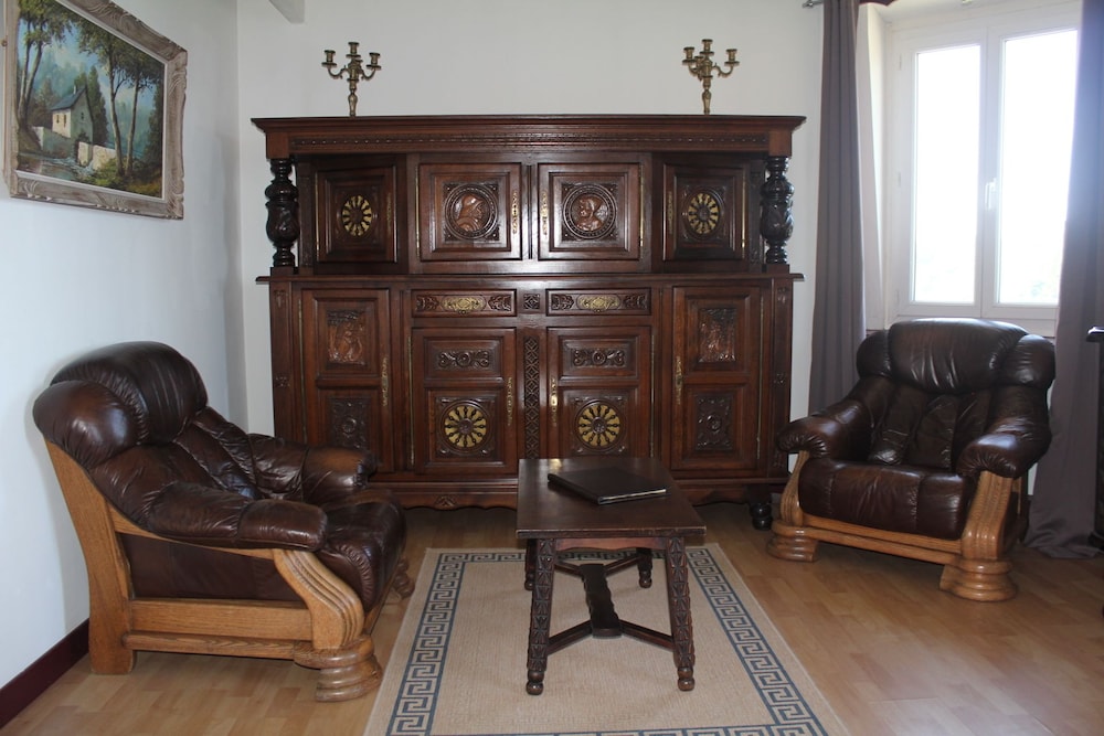 Family Apartment, 2 Bedrooms, Kitchen, Sea View photo 1