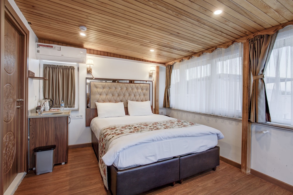 Deluxe Room Sea View