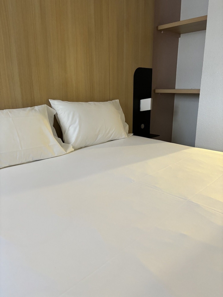Standard Room, 1 Double Bed photo 2