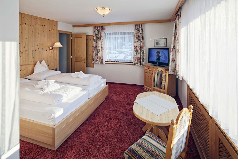 Suite, Balcony, Mountain View (Hasenfluh)