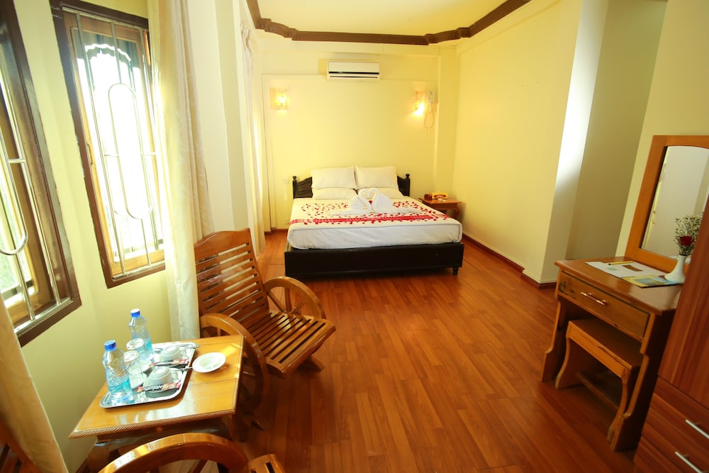 Deluxe Double Room photo 3