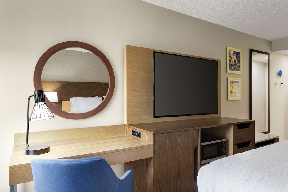 Room, 1 King Bed, Non Smoking - Photo 1