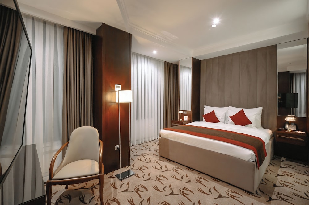 Standard Double Room, City View photo 1