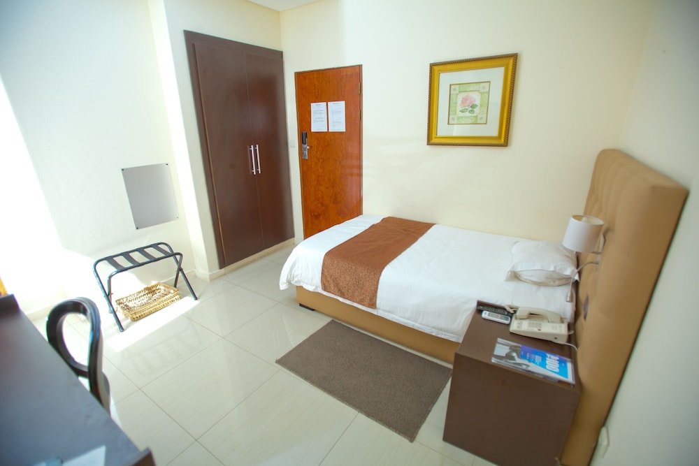 Single Room photo 1
