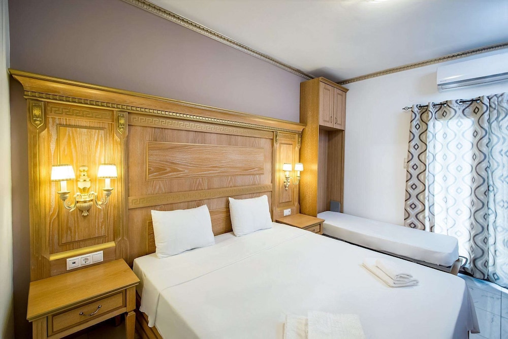 Junior Room