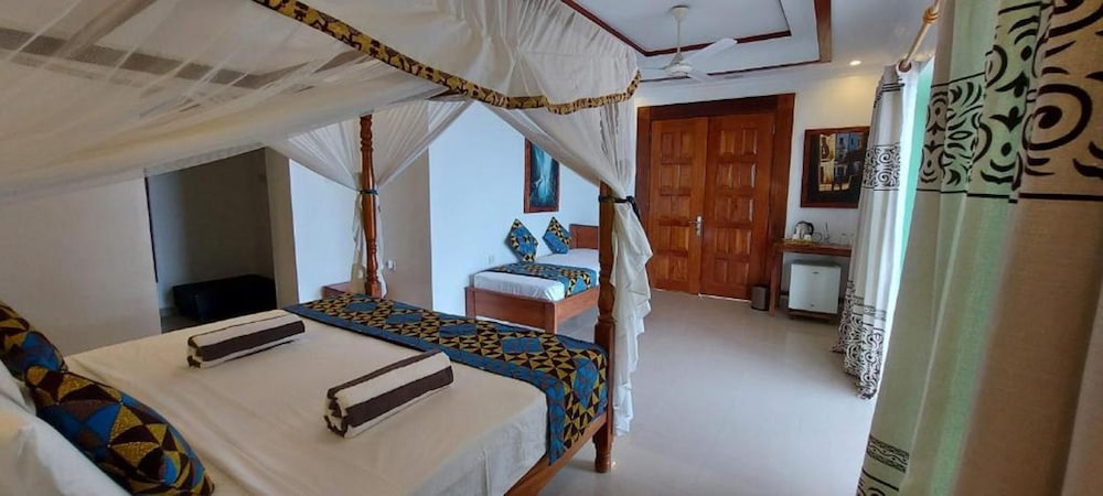 Deluxe King Room - Beach Front