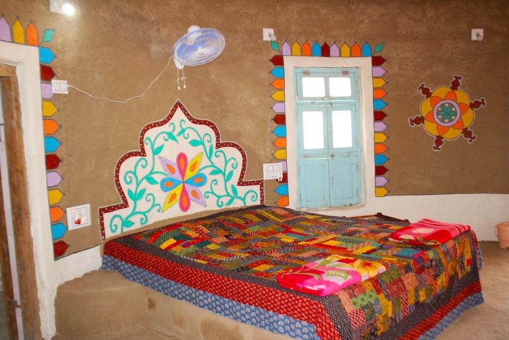 Deluxe Double Room, 1 King Bed, Non Smoking photo 1