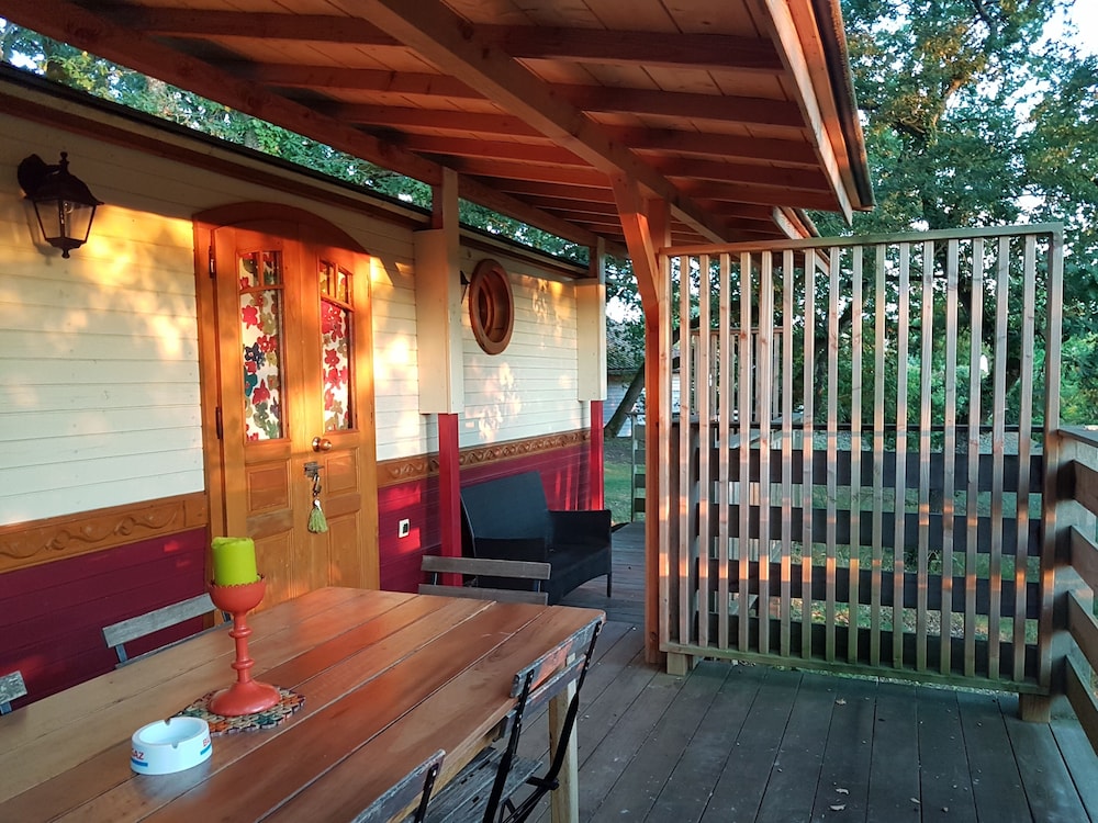Mobile Home, 2 Bedrooms (Manouchka)