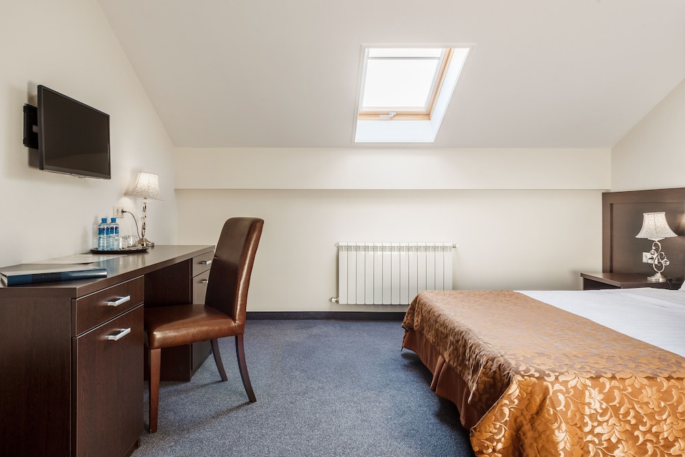 Economy Double Room photo 2