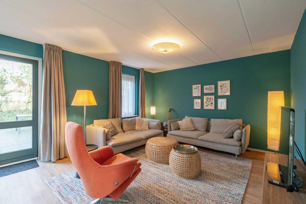 Villa photo 1