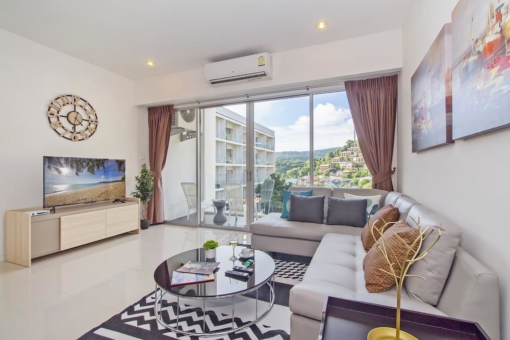 Family Apartment, 2 Bedrooms, Balcony, Garden View