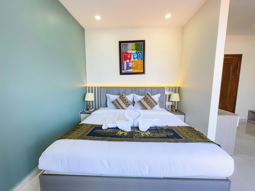 Superior Double Room, Balcony, City View - Photo 1