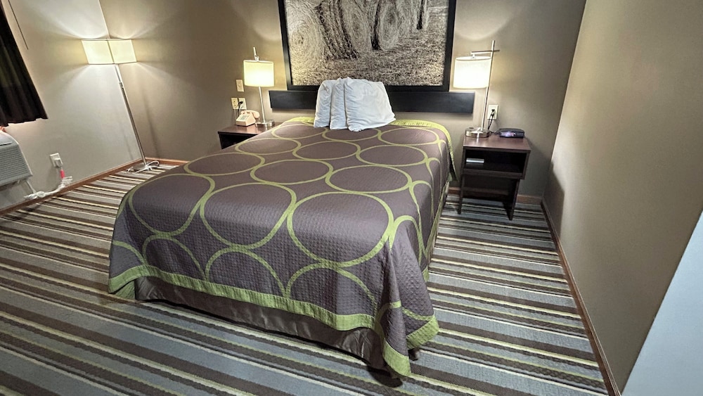 Room, 1 Queen Bed, Accessible, Non Smoking (Mobility Accessible) - Photo 9