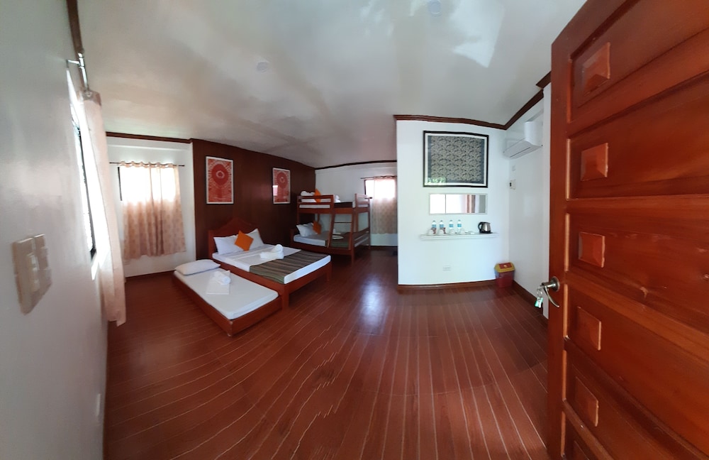 Family Quadruple Room