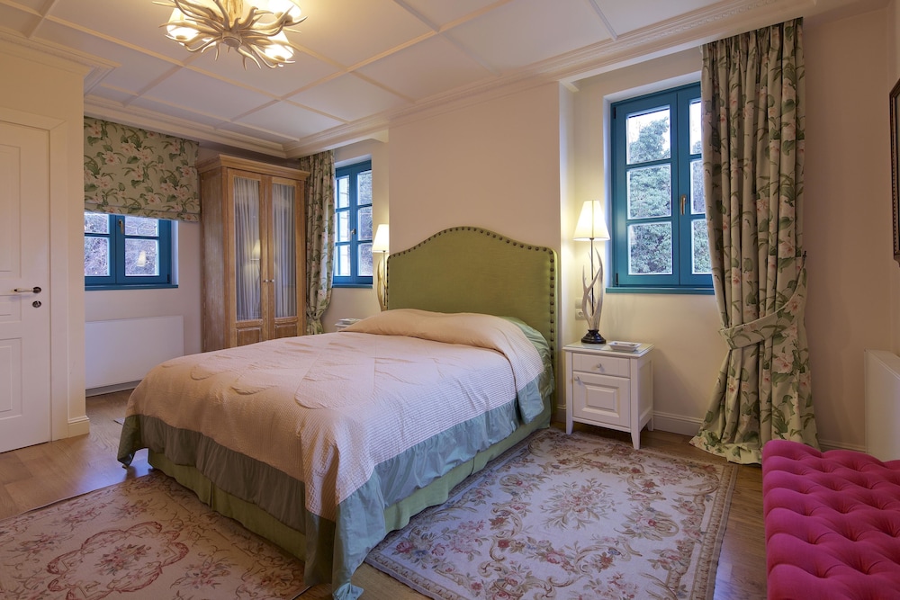 Executive Suite, Multiple Beds photo 1