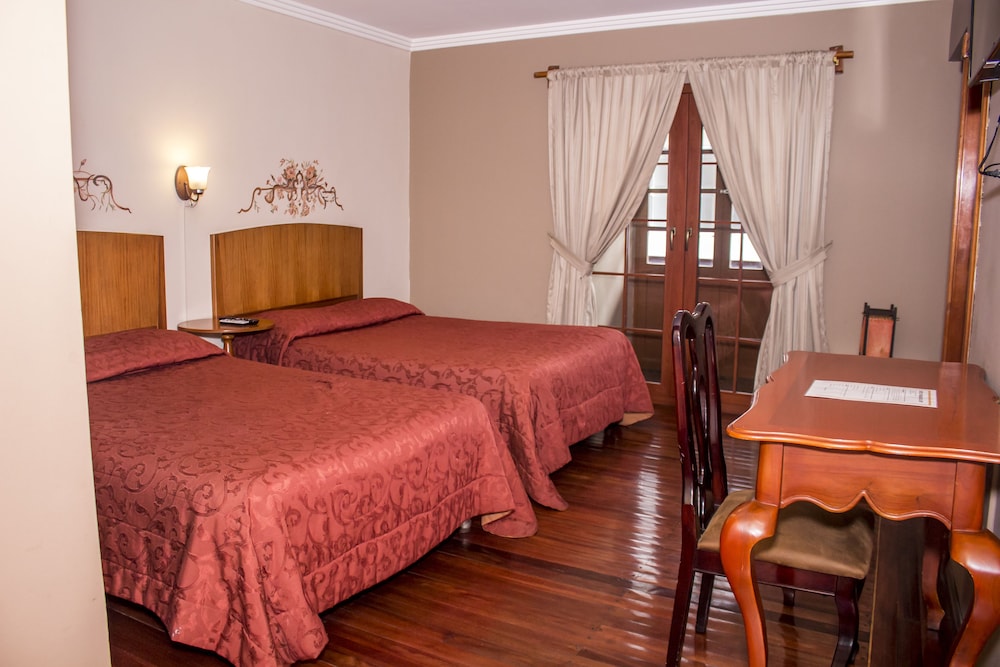 Superior Quadruple Room, 2 Double Beds, Non Smoking, City View photo 3