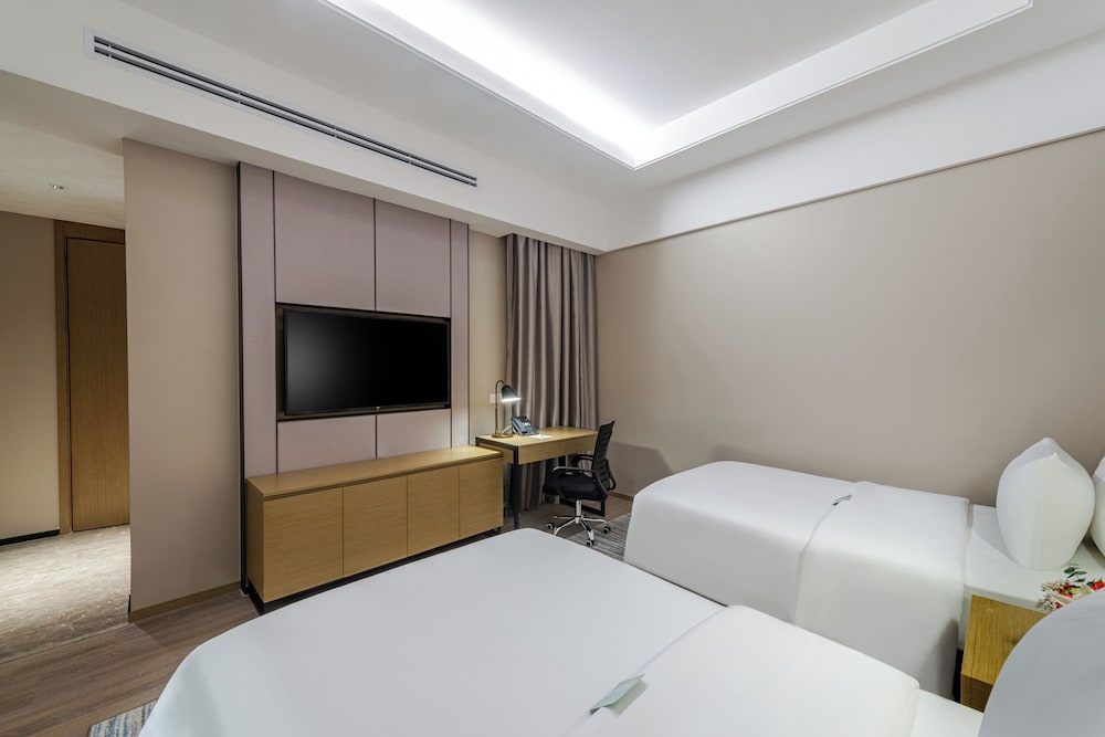 Standard Room, 2 Twin Beds photo 2