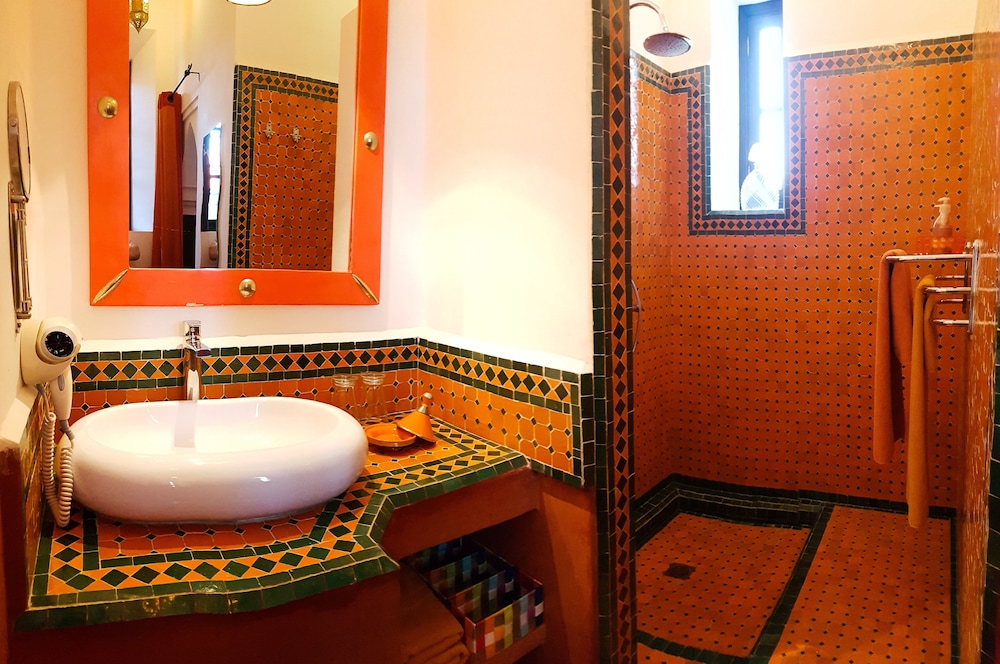 Basic Suite, Non Smoking (Suite Marocaine) - Photo 3