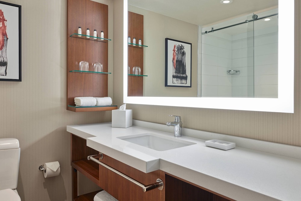 Executive Room, 1 King Bed - Photo 12