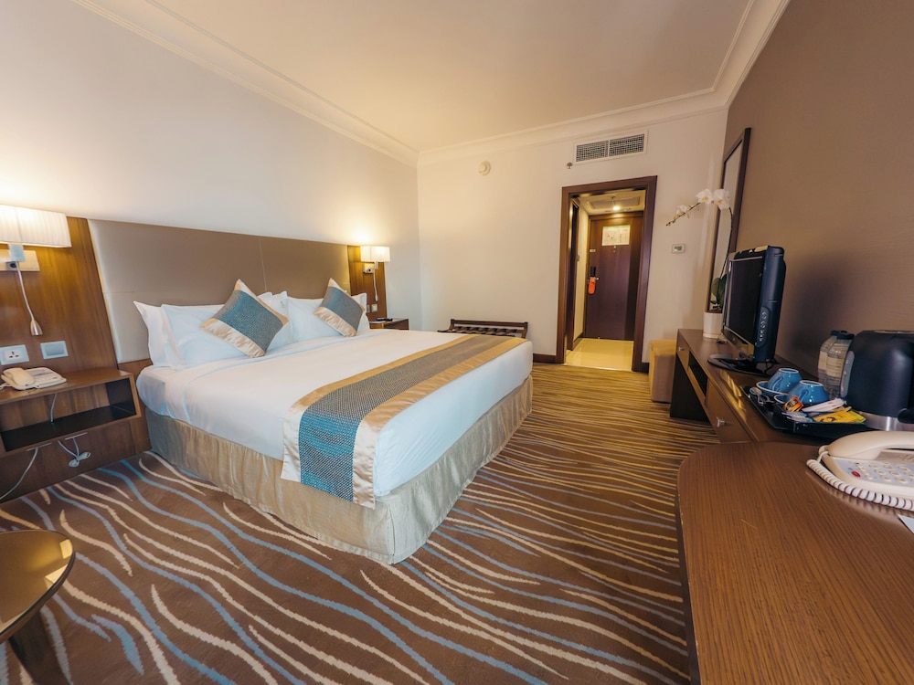 Deluxe Room, 1 King Bed