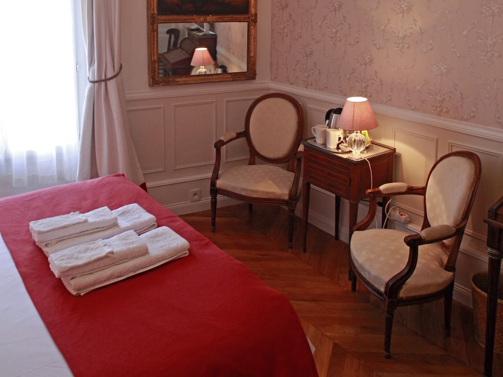Double Room, Ensuite (La Chambre de Ernest) photo 2