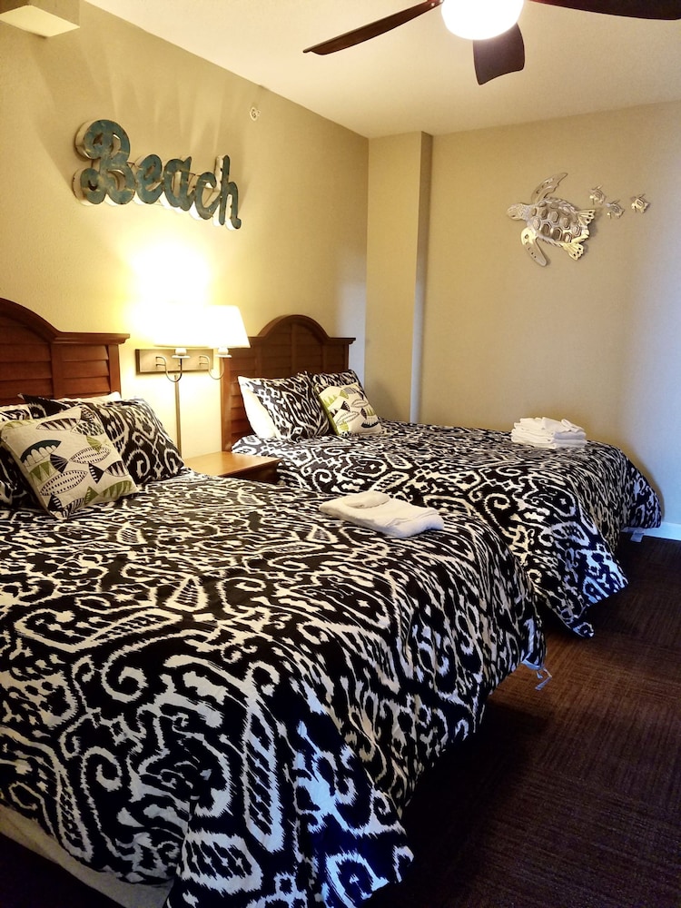 Condo, 2 Bedrooms