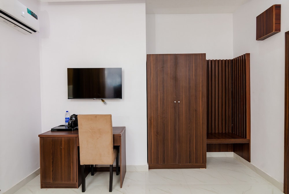 Deluxe Room - Photo 2