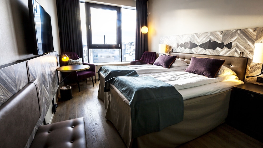 Superior Double Room, City View (Extra) photo 3