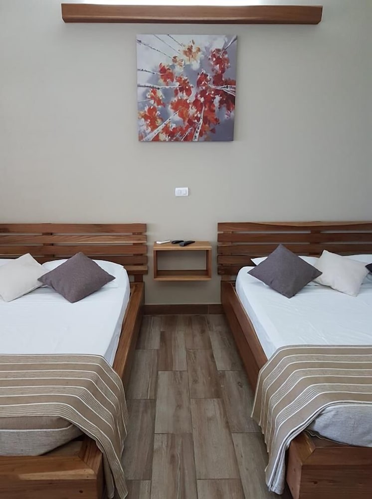 Deluxe Quadruple Room, Ocean View photo 3