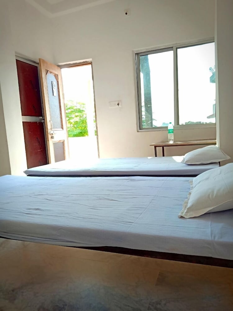 Classic Double Room photo 1