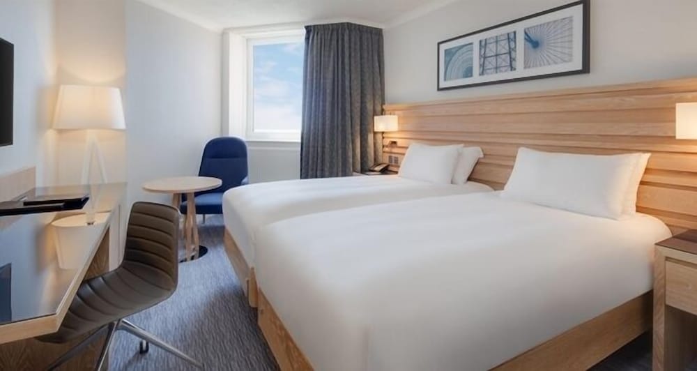 Executive Twin Room, Sea View - Photo 1
