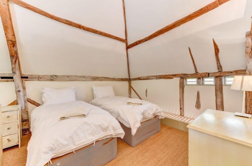 Butley Barn photo 3