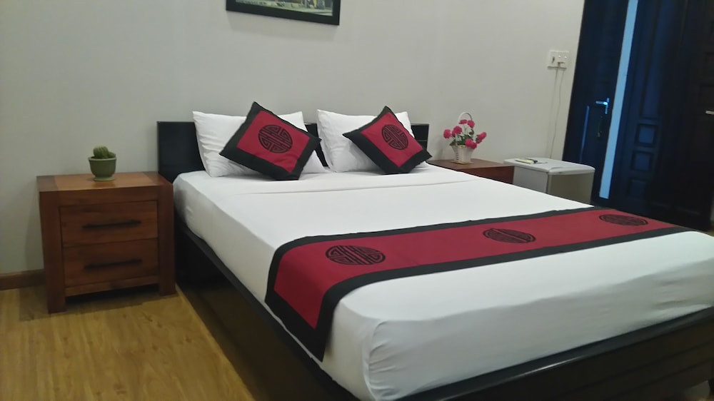 Deluxe Double Room (Window)