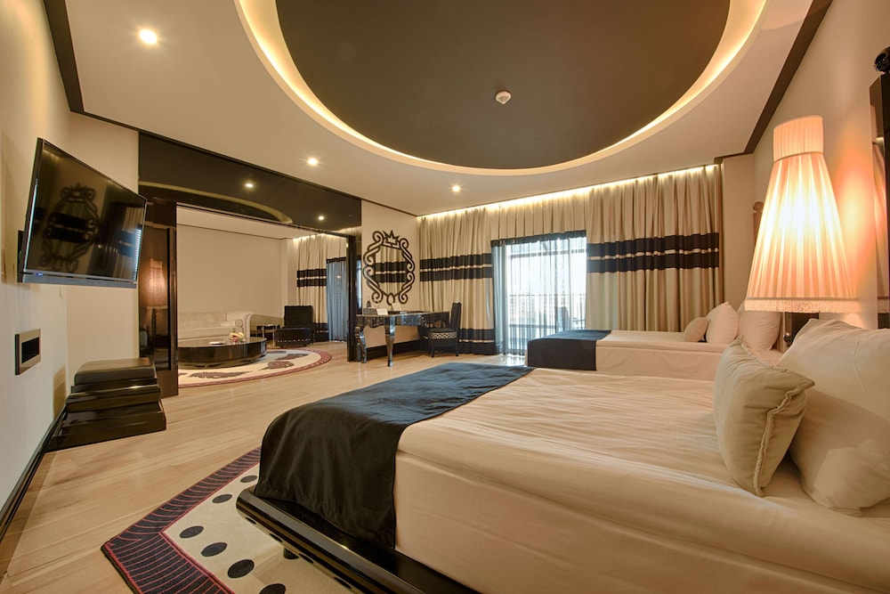 Executive Suite
