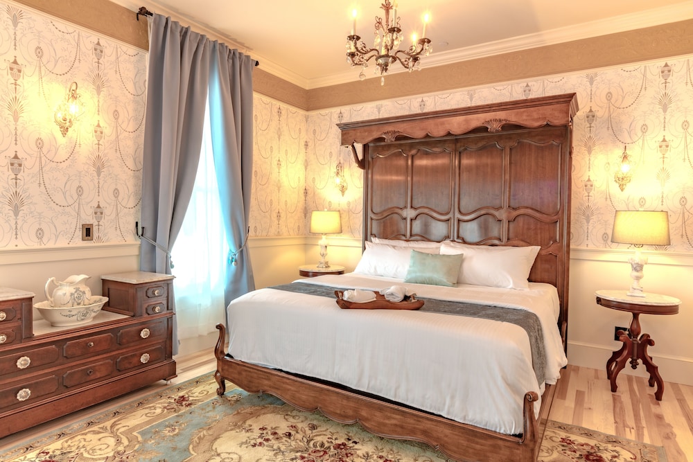 Romantic Single Room