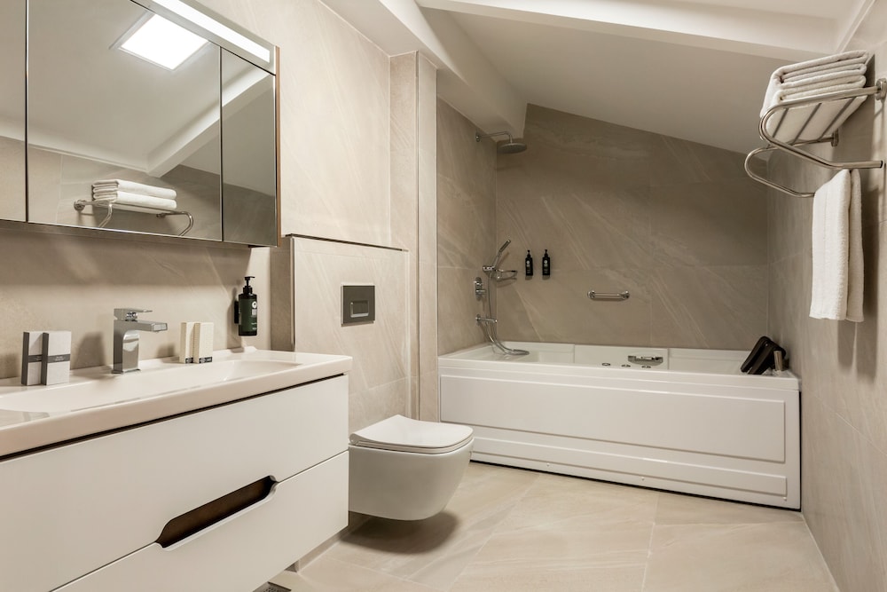Junior Suite - Photo 8