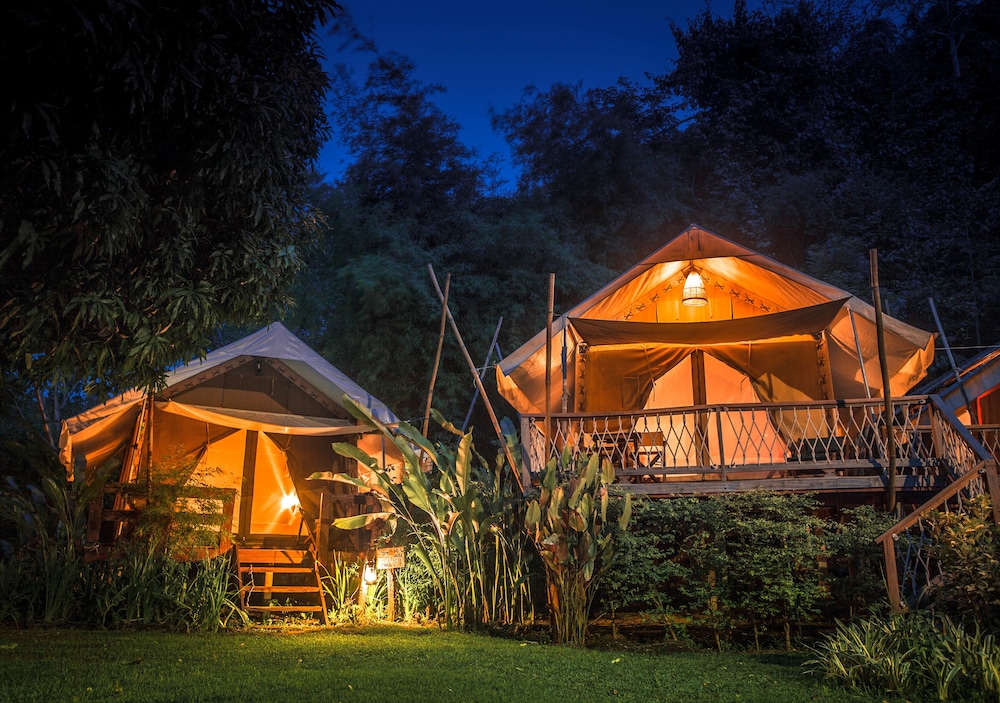 Deluxe Tent Triple (Dinner + Breakfast) - Photo 8